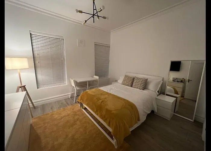 Liberties Pre63 더블린